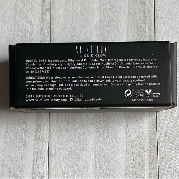 NIB Saint Luxe Liquid Glow in Pink - Picture 5 of 8